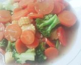 Foto langkah ke 3 dari resep Sayur brokoli pelangi sederhana.
