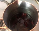 A picture of step 1 of Hibiscus garlic tea.
