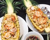 Hình bước làm 5 của món Cơm chiên hải sản trái thơm