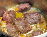 Foto del paso 4 de la receta: Carrilleras de ternera en salsa