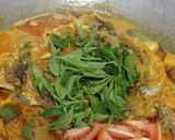 Foto langkah ke 4 dari resep Mangut Kepala Ikan Baramundi.