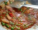 আলু ফুলকপির ডালনা (aloo phulkopir dalna recipe in Bengali) রেসিপি ধাপ - 2 ছবি