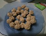 Foto langkah ke 2 dari resep Bola bola daging ala bunda.