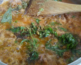 Foto del paso 3 de la receta: Ravioles de ricotta y espinaca con salsa de carne y tomate a la albahaca