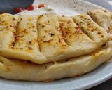 A picture of step 5 of Breakfast Cheese Garlic Bread.