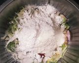A picture of step 2 of Chinese pakoda.