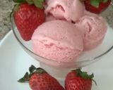 A picture of step 11 of Homemade strawberry ice cream.