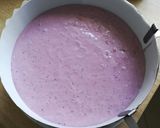 Tort serowo-jagodowy z dwukolorowymi rozetkami krok przepisu 3 zdjęcie