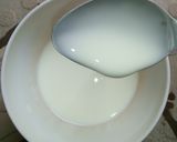 A picture of step 2 of Corn flour pap.