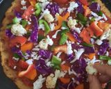 A picture of step 24 of Cauliflower thin crusted Pizza.