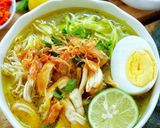 Foto langkah ke 5 dari resep 🍲 Soto Ayam Kuah Kuning,Gurih dan Segar.