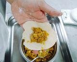 Foto langkah ke 10 dari resep Baked Chicken Curry Bun.