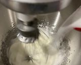 A picture of step 1 of Mimosa Pavlova 💛.