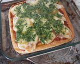 Foto del paso 11 de la receta: Focaccia casera de boloñesa, queso y pesto