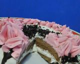 Foto langkah ke 4 dari resep Cake ultah mini rasa coklat vanila (Cepat No Bake).