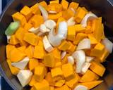 Zupa/krem z dyni 🌱 krok przepisu 1 zdjęcie