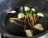 รูปขั้นตอนการทำที่ 1 ของ ไก่ต้มซีอิ๊ว