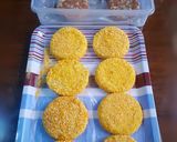 Foto langkah ke 2 dari resep Burger Nasi Enak ala Al Khair.