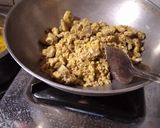 गुड़ आटे की चक्की(Gud aate ki chikki recipe in Hindi) रेसिपी चरण 2 फोटो