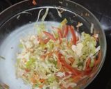 Foto del paso 2 de la receta Bocadillo de pechuga a la plancha, ensalada y salsa rosa