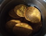 A picture of step 2 of Cripcy Masala Matri.