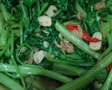 A picture of step 7 of Malaysian Stir Fry Water Spinach with Shrimp Paste 馬來西亞蝦醬炒通菜.