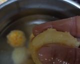 A picture of step 4 of Moong dal Dahi Vada.