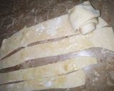 A picture of step 3 of Lachha Paratha.