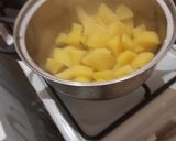 Fehér, hagymás, krumplis tészta szélesmetélttel recept fázis 7 fotója