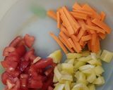 Sertés ragu tarhonyával recept fázis 2 fotója
