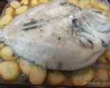Foto del paso 3 de la receta: Rodaballo al horno