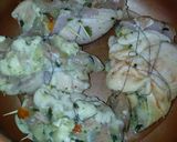 Foto del paso 3 de la receta: Pollo relleno Acompañado con salsa blanca y fideos