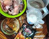 Foto langkah ke 1 dari resep Gulai Ayam Simpel.