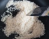 A picture of step 1 of 3-in-1 Breaded Rice Cake.