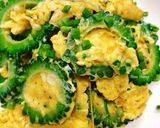 Hình bước làm 3 của món Khổ Qua Rừng Xào Trứng