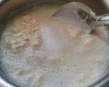 A picture of step 2 of Cream cheese sandwich.