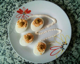 Foto del paso 13 de la receta: Huevos rellenos súper fáciles y deliciosos