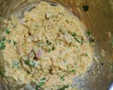 A picture of step 2 of Lauki kofta.