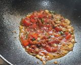 A picture of step 7 of Bhindi masala (sabzi).