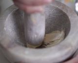 A picture of step 3 of Simple Boiled Crab.