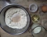 Foto del paso 1 de la receta: Medialunas Caseras con aceite 🥐🥐