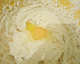 A picture of step 4 of Orange cake.
