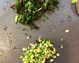 A picture of step 2 of Beef porridge with lotus seed and chickpea.