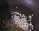 A picture of step 4 of Chicken Spring Roll.