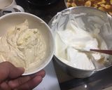 A picture of step 7 of New Years Pie (Banoffee Pie).
