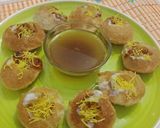 A picture of step 4 of Gol Gappay.