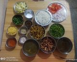 A picture of step 1 of Matar bhel.
