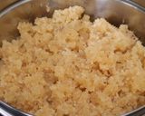 उकडीचे मोदक (ukdiche modak recipe in marathi) बाप्पाचा पारंपरिक प्रसाद रेसिपी स्टेप 1 फोटो 