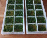 Une image de l'étape 3 de Cubes d'herbes aromatiques à l'huile d'olive.