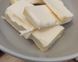 Diós aranygaluska vanília öntettel recept fázis 1 fotója